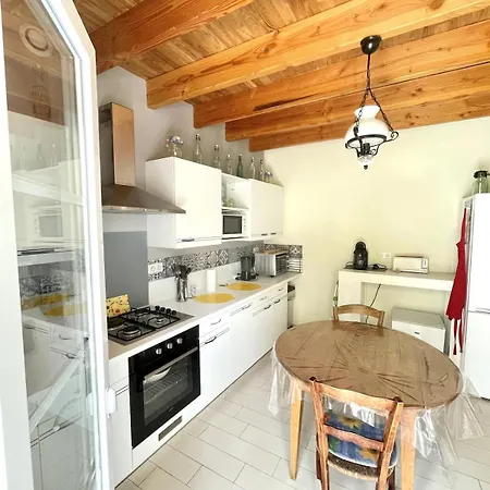 度假居 La Maison De La Combe *